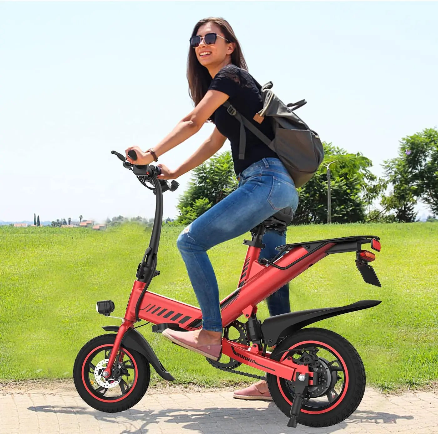 Vélo électrique 350W 36V 10.4Ah 25KM/H 45KM d'autonomie Pneu 12 pouces Vélo électrique pliable